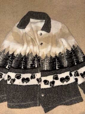 White Stag Women’s Fleece Jacket Small Scenic Forest Animal Print Button As Is